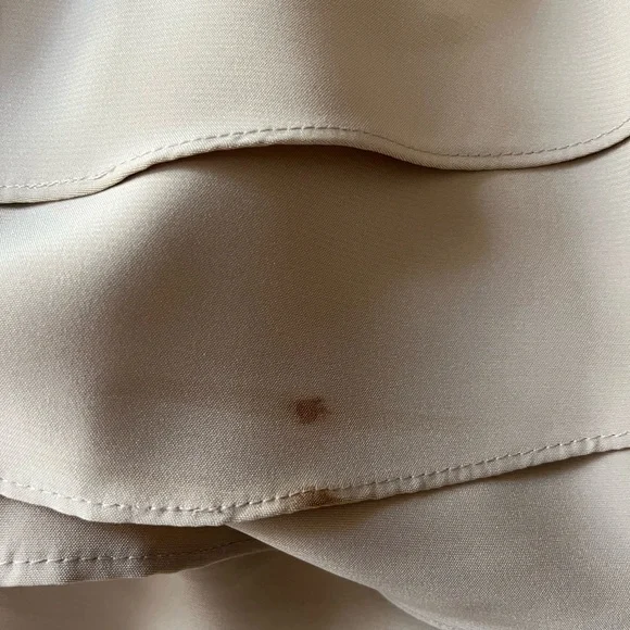 Xscape tiered elegant evening gown with mesh bodice - Picture 13 of 13